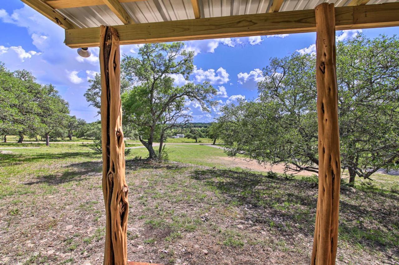 Rustic-Chic Country Cabin - 10 Mi To Main Street! Fredericksburg Exterior photo