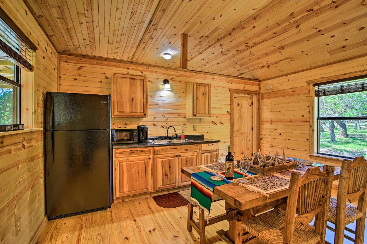 Rustic-Chic Country Cabin - 10 Mi To Main Street! Fredericksburg Exterior photo